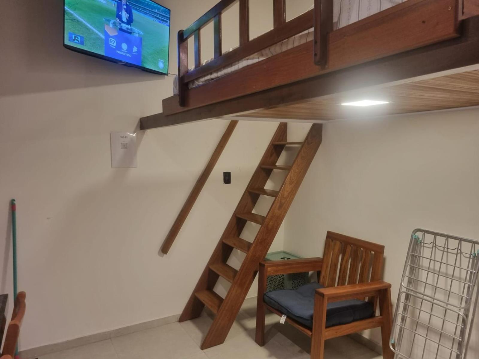 08 Kitnet Super Luxo Perto De Com Ar